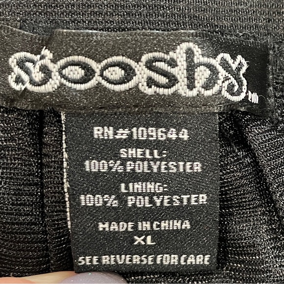 Stooshy Black Skirt with Raised Rosettes 17” Waist to Hem Pull-on Size XL - Picture 8 of 10